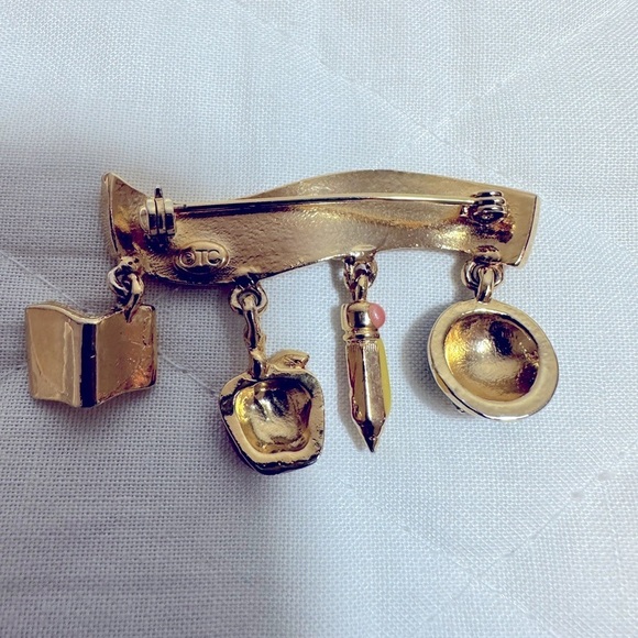 Vintage School Teacher Brooch Pin Apple ABC Book Pencil Enamel Gold Tone - Picture 2 of 3